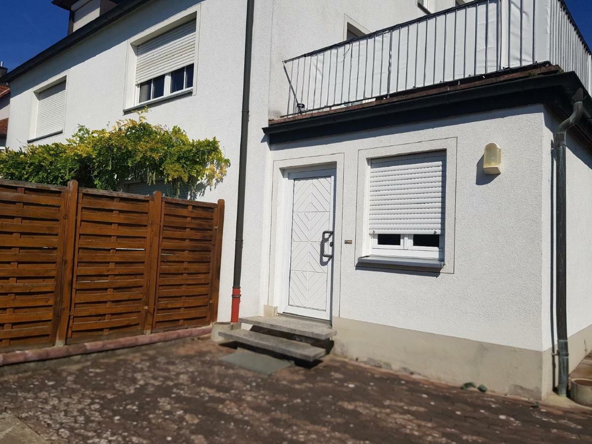 Weingut Knauer Lägenhet Dettelbach Exteriör bild