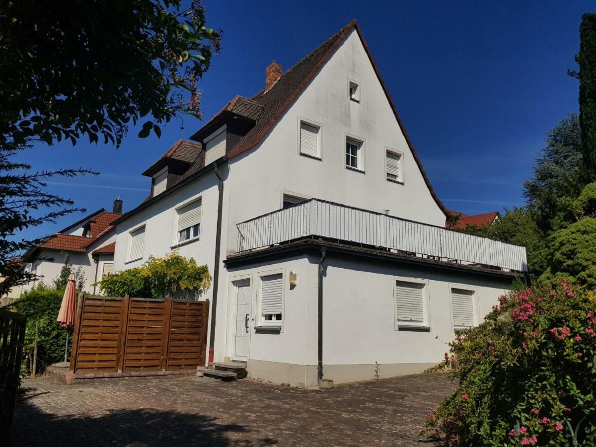 Weingut Knauer Lägenhet Dettelbach Exteriör bild